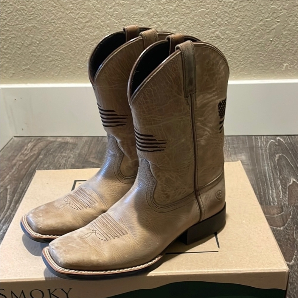 Ariat Women's Tan Combat Boots